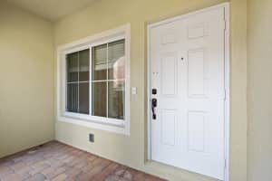 386 Lake Monterey Circle, Boynton Beach, FL 33426 - MLS#B26010458