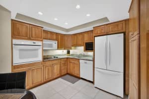 3610 Ocean Boulevard, South Palm Beach, FL 33480 - MLS#B26010482