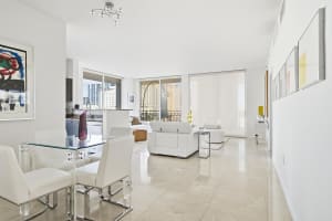 550 Okeechobee Boulevard, West Palm Beach, FL 33401 - MLS#B26010494