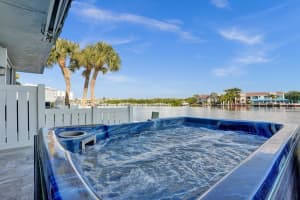 876 Jeffery Street, Boca Raton, FL 33487 - MLS#B26010508