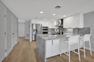 876 Jeffery Street, Boca Raton, FL 33487 - MLS#B26010508