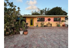 112 San Juan Drive, Palm Springs, FL 33461 - MLS#B26010525