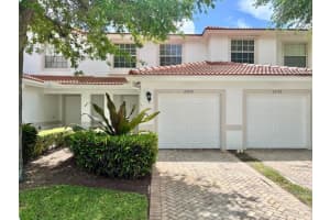 22124 Majestic Woods Way, Boca Raton, FL 33428 - MLS#B26010542