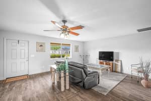 549 Buswell Avenue, Port Saint Lucie, FL 34983 - MLS#B26010545