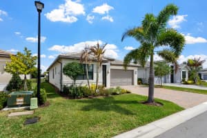 11919 Backshore Drive, Port Saint Lucie, FL 34987 - MLS#B26010580