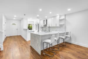 27 Stratford Ln Lane, Boynton Beach, FL 33436 - MLS#B26010589