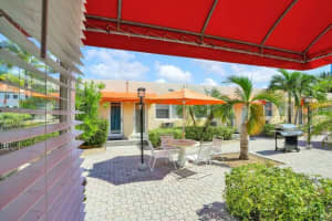 336 Arthur Street, Hollywood, FL 33019 - MLS#B26010597