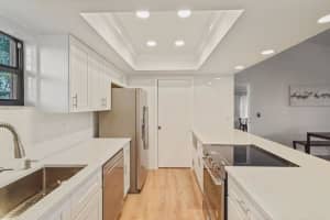 11863 Wimbledon Circle, Wellington, FL 33414 - MLS#B26010618