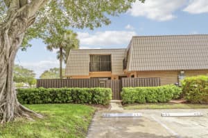 6645 66th Way, West Palm Beach, FL 33409 - MLS#B26010639