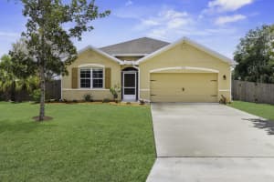 462 Kaabe Avenue, Port Saint Lucie, FL 34953 - MLS#B26010657