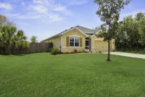 462 Kaabe Avenue, Port Saint Lucie, FL 34953 - MLS#B26010657