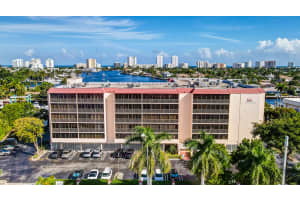 740 Federal Highway, Pompano Beach, FL 33062 - MLS#B26010673