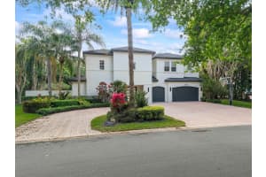 6015 Pinewood Avenue, Parkland, FL 33067 - MLS#B26010676