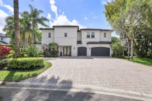 6015 Pinewood Avenue, Parkland, FL 33067 - MLS#B26010676