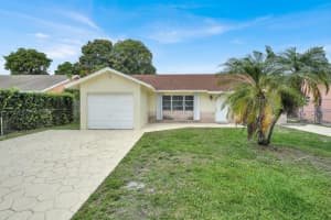 151 26th Avenue, Boynton Beach, FL 33435 - MLS#B26010686