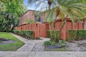 9111 20th Street, Fort Lauderdale, FL 33317 - MLS#B26010736