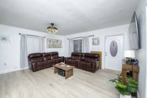 1713 J Street, Lake Worth Beach, FL 33460 - MLS#B26010738