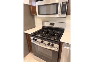 2018 14th Court, Fort Lauderdale, FL 33304 - MLS#B26010739