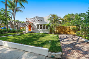 429 48th Street, West Palm Beach, FL 33407 - MLS#B26010754