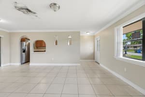 7670 11th Court, Pembroke Pines, FL 33024 - MLS#B26010758