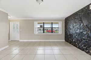 7670 11th Court, Pembroke Pines, FL 33024 - MLS#B26010758