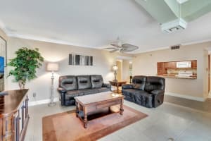 1915 Lavers Circle, Delray Beach, FL 33444 - MLS#B26010766