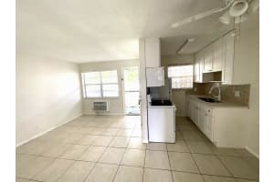 801 Federal Highway, Lake Worth Beach, FL 33460 - MLS#B26010820