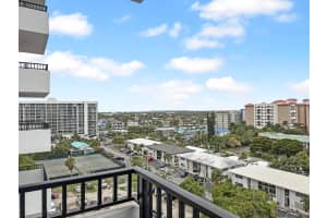 525 Ocean Boulevard, Pompano Beach, FL 33062 - MLS#B26010825