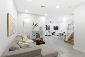 8403 Lakeview Trail, Parkland, FL 33076 - MLS#B26010853