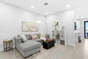 8403 Lakeview Trail, Parkland, FL 33076 - MLS#B26010853