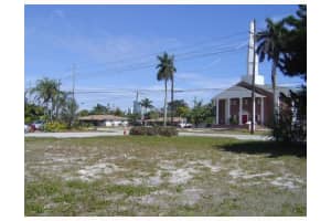 900 Guava Isle, Fort Lauderdale, FL 33315 - MLS#B26010877