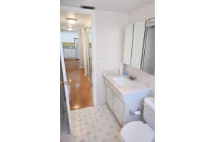 3940 42nd Avenue, Lauderdale Lakes, FL 33319 - MLS#B26010879