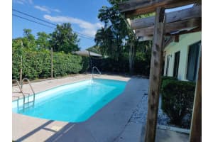 609 White Water Drive, West Palm Beach, FL 33413 - MLS#B26010882