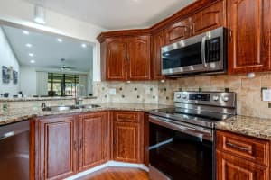 7599 Glendevon Lane, Delray Beach, FL 33446 - MLS#B26010886