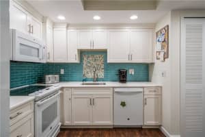 5601 Highway A1a 304n, Vero Beach, FL 32963, Vero Beach, FL 32963 - MLS#B26010887
