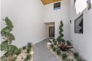 1690 Ocean Boulevard, Delray Beach, FL 33483 - MLS#B26010906