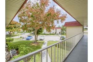 27 Pine Arbor Lane, Vero Beach, FL 32962 - MLS#B26010909