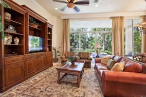 206 Porto Vecchio Way, Palm Beach Gardens, FL 33418 - MLS#B26010947