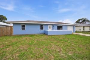 424 Fallon Drive, Port Saint Lucie, FL 34983 - MLS#B26010954