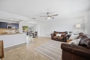 424 Fallon Drive, Port Saint Lucie, FL 34983 - MLS#B26010954