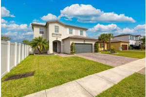 7742 Gladwell Lane, Port Saint Lucie, FL 34987 - MLS#B26010965