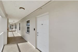 3499 Oaks Way, Pompano Beach, FL 33069 - MLS#B26010967