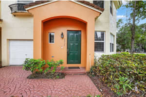 2932 Deer Creek Country Club Boulevard, Deerfield Beach, FL 33442 - MLS#B26010972