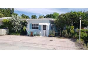 314 Desoto Street, Hollywood, FL 33019 - MLS#B26010983