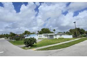 591 Seagrape Road, Lantana, Fl 33462, Lantana