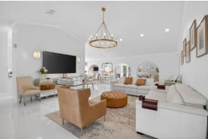 2402 30th Street, Boca Raton, FL 33431 - MLS#B26011007