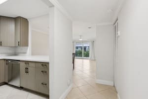 3000 5th Terrace, Wilton Manors, FL 33334 - MLS#B26011016