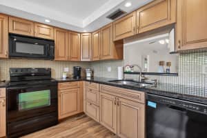 2201 Lucaya Bend, Coconut Creek, FL 33066 - MLS#B26011023