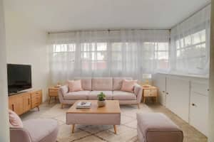 1117 Lake Terrace, Boynton Beach, FL 33426 - MLS#B26011041