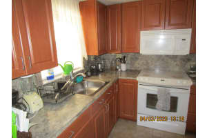 9401 Sunrise Lakes Boulevard, Sunrise, FL 33322 - MLS#B26011076